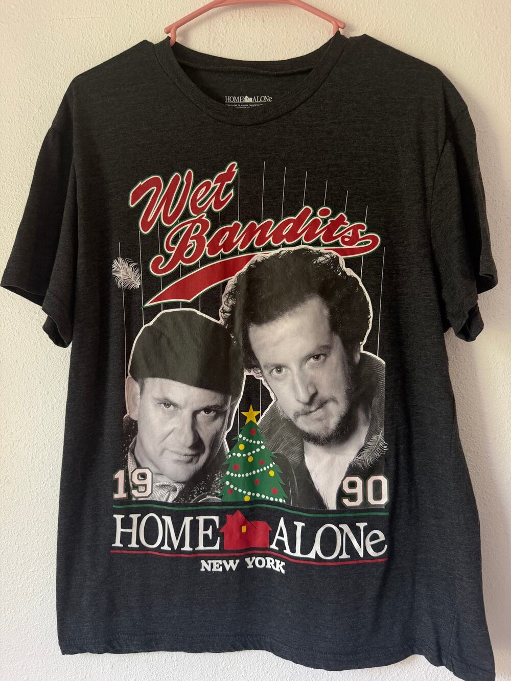 Home Alone Dark Gray Wet Bandits Graphic Print Crew Neck Christmas T-Shirt Large